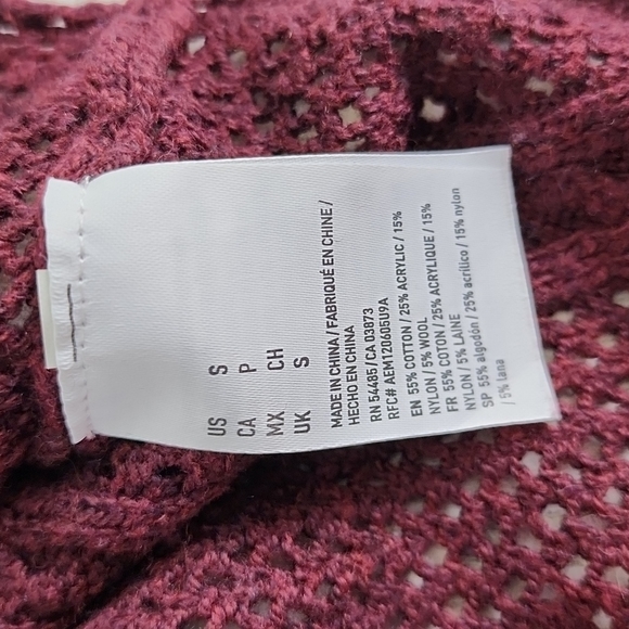 American Eagle Outfitters burgany multi weave cable knit sweater Size Small - Picture 5 of 6